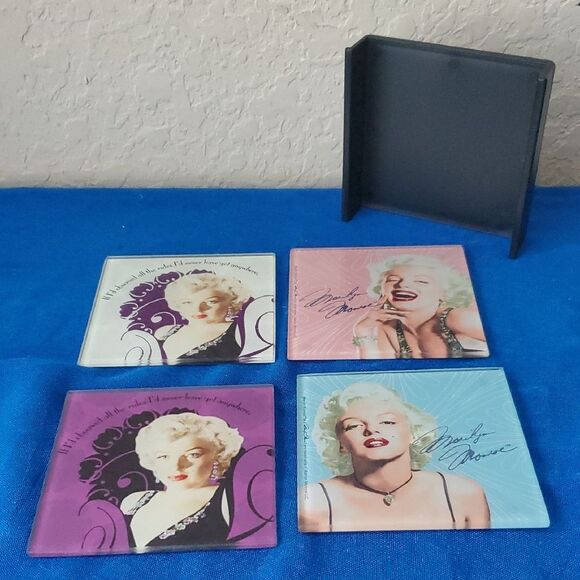 Unbranded Other - VTG Marilyn Monroe Glass Coaster Set of 4 with Holder Quote Signature Hollywood
